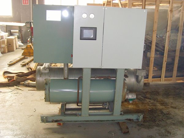 青松路街道酒店中央空调不停机清洗方法介绍